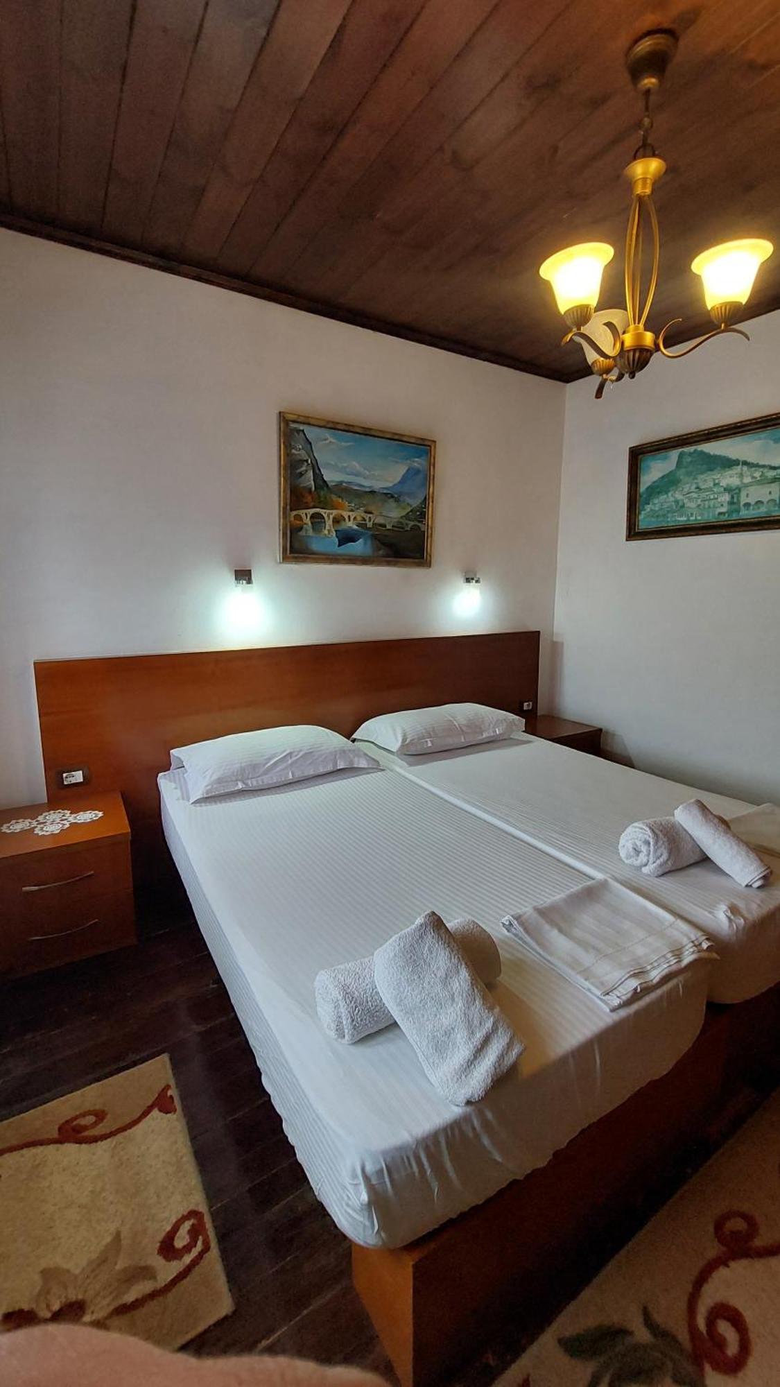 Guest house Hava Baci Berat Extérieur photo