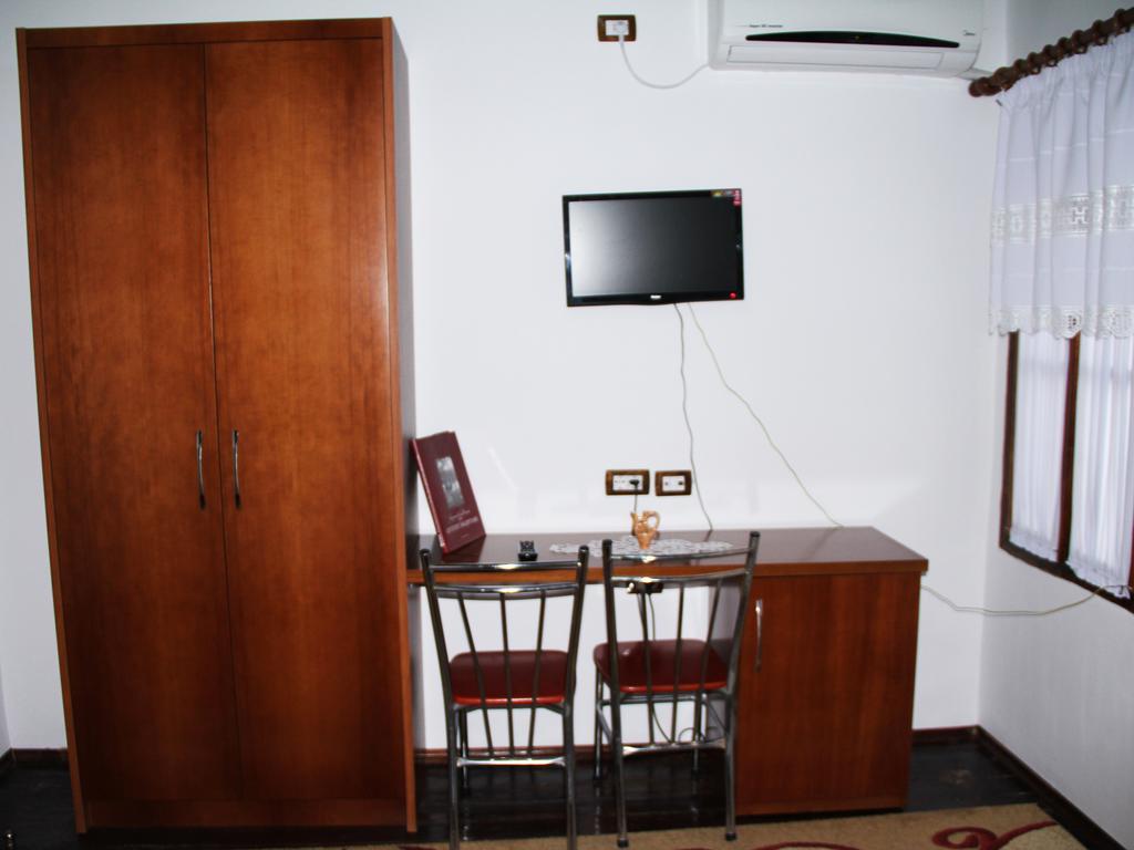 Guest house Hava Baci Berat Extérieur photo