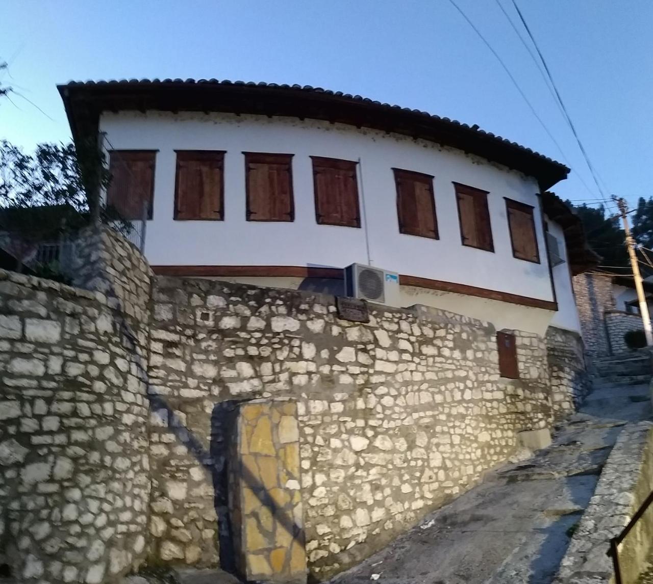 Guest house Hava Baci Berat Extérieur photo